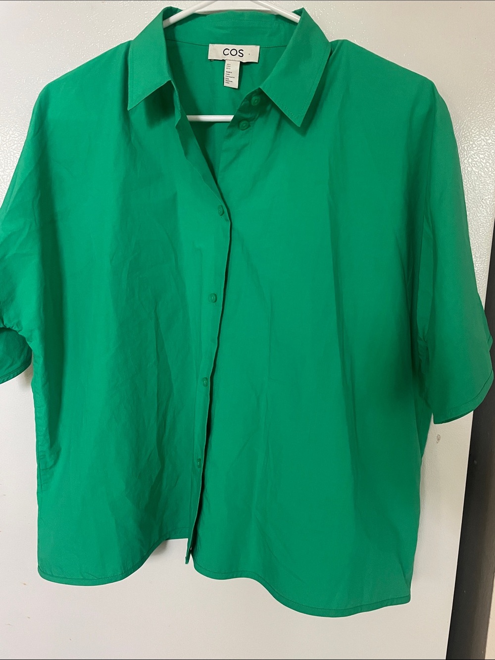 COS Size 6 100% Cotton Bright Green Short-Sleeve Button-Down Collar Shirt Trendy